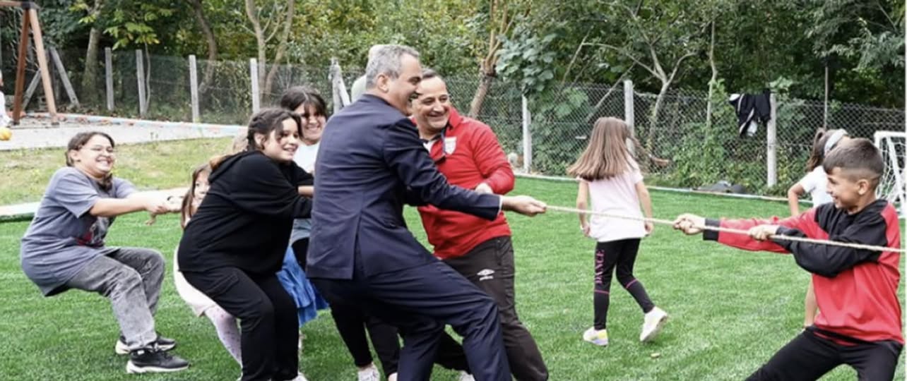 Our Minister of National Education, Mahmut Özer, participated in a tug-of-war activity with students at the Village Life Center.