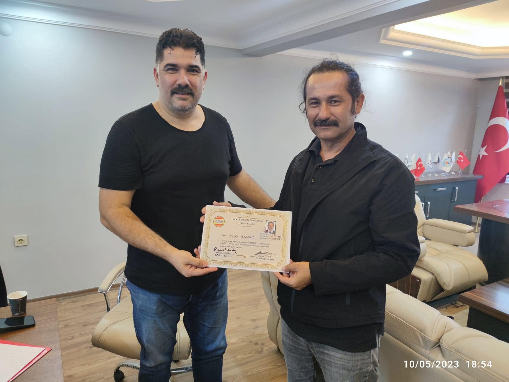 Mersin İlinde Halat Çekme Hakem Kursunda başarılı olan hakemlerimize Hakem Diplomalarını takdim  edildi.