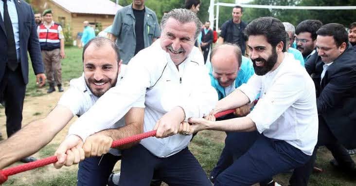 Gençlik ve Spor Bakanı olarak atanan Sayın Bakanımız Osman Aşkın BAK’ı tebrik