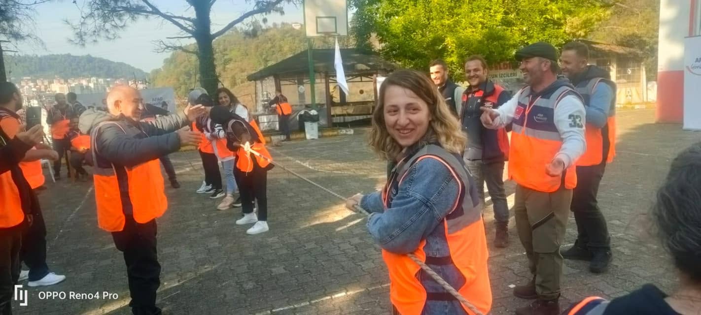 As part of AFAD Volunteer Week, a “Tug-of-War” event was held.