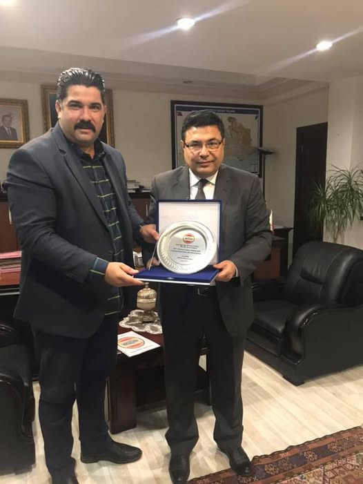Federasyon Başkanımız Plaket takdim etti.