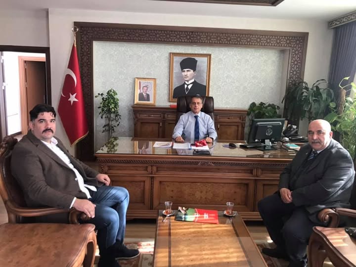 Ahmet Hikmet Şahin’i makamlarında ziyaret