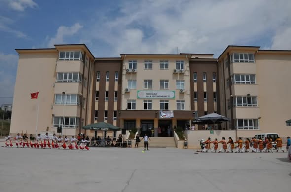 Toroslar İlçe Temsilciliği ve Toroslar HEM  Halat Çekme faaliyeti.