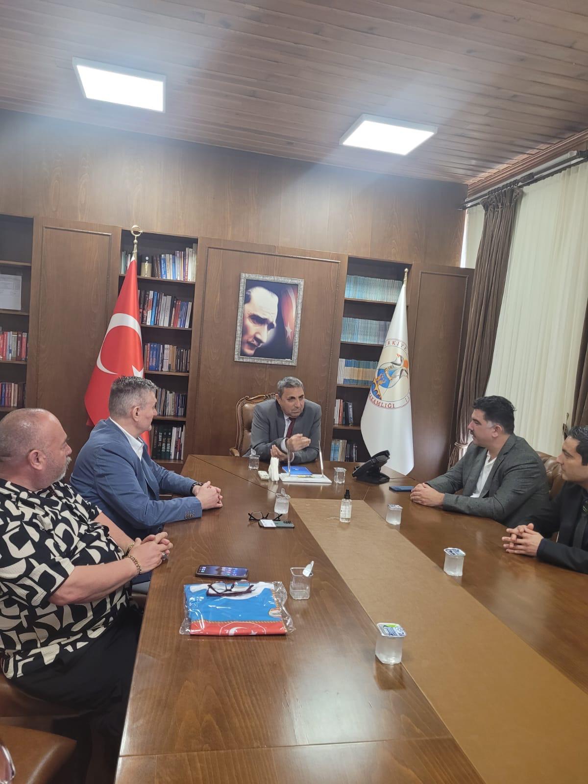 Silifke's Pride: National Athletes Pay Meaningful Visit to the District Governor's Office - 2