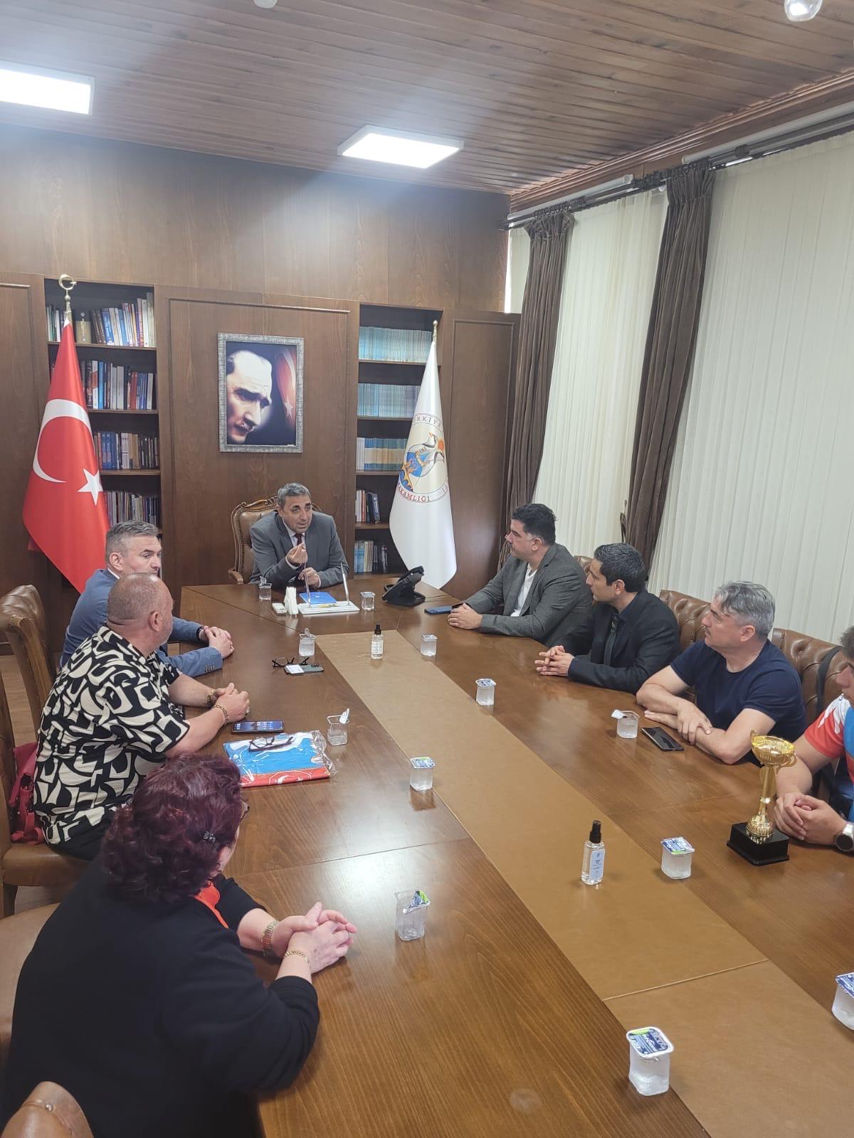 Silifke's Pride: National Athletes Pay Meaningful Visit to the District Governor's Office - 3