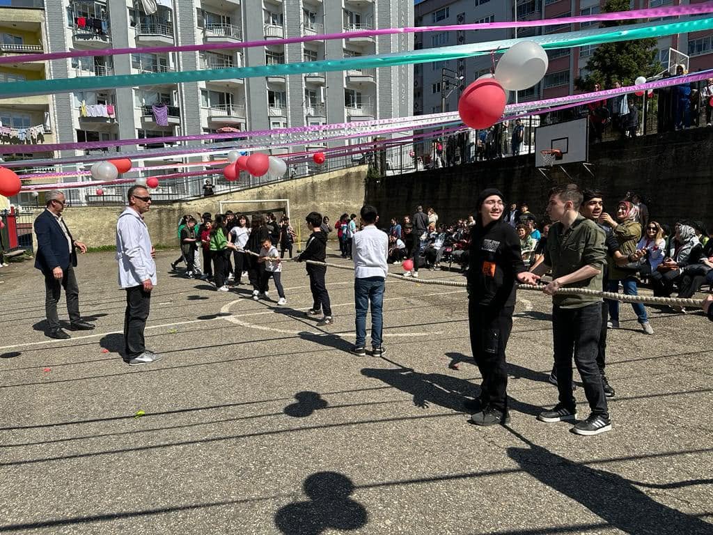 Giresun Kanuni Ortaokulu 23 Nisan Halat Çekme Şampiyonası - 1