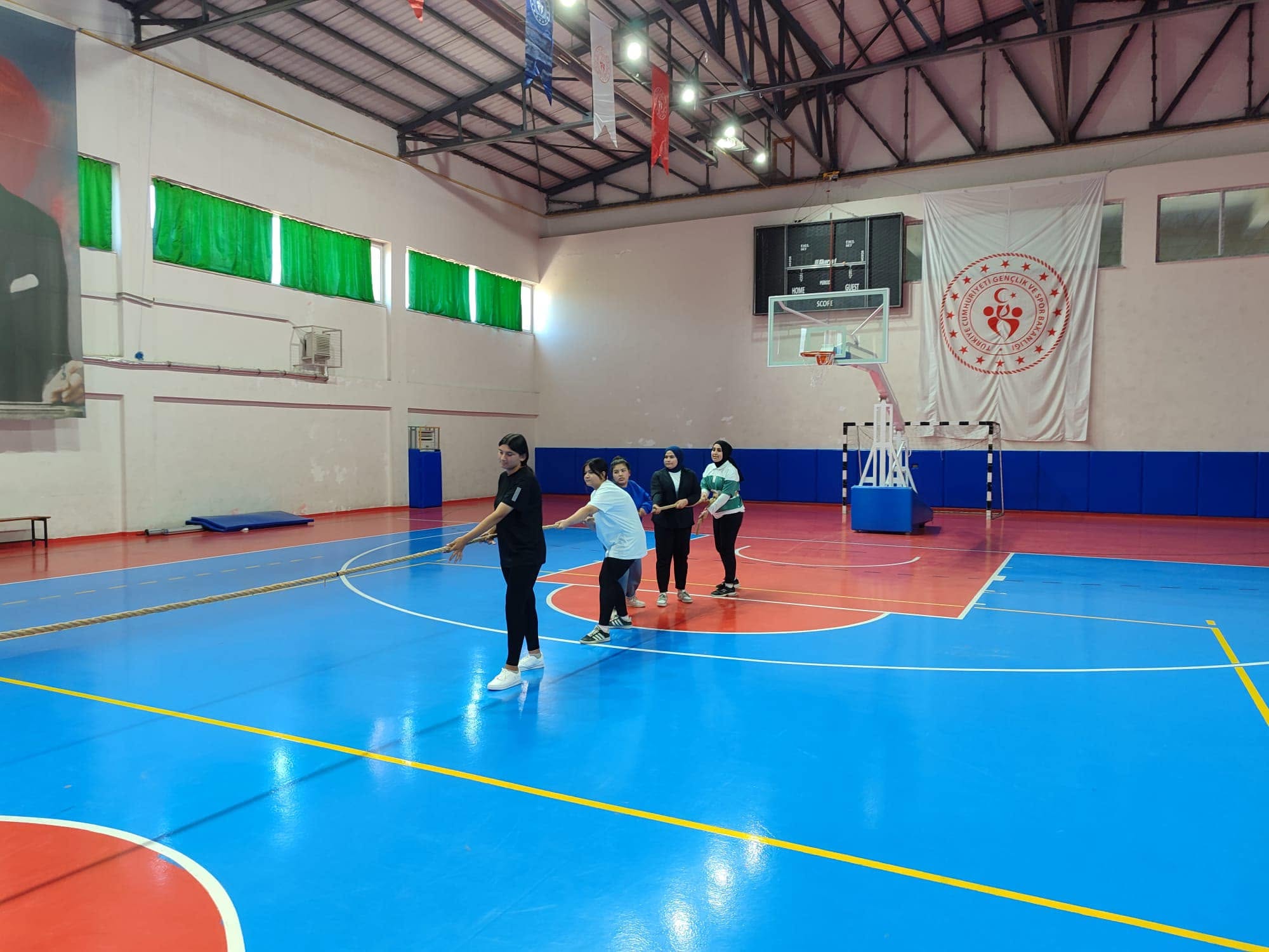 The Tug-of-War Federation’s Mut District Representative, Yücel Buğdaycı, and the Mut District Youth and Sports Directorate organized a Tug-of-War Championship as part of the Youth Week program. The event has concluded, and we would like to thank everyone - 2