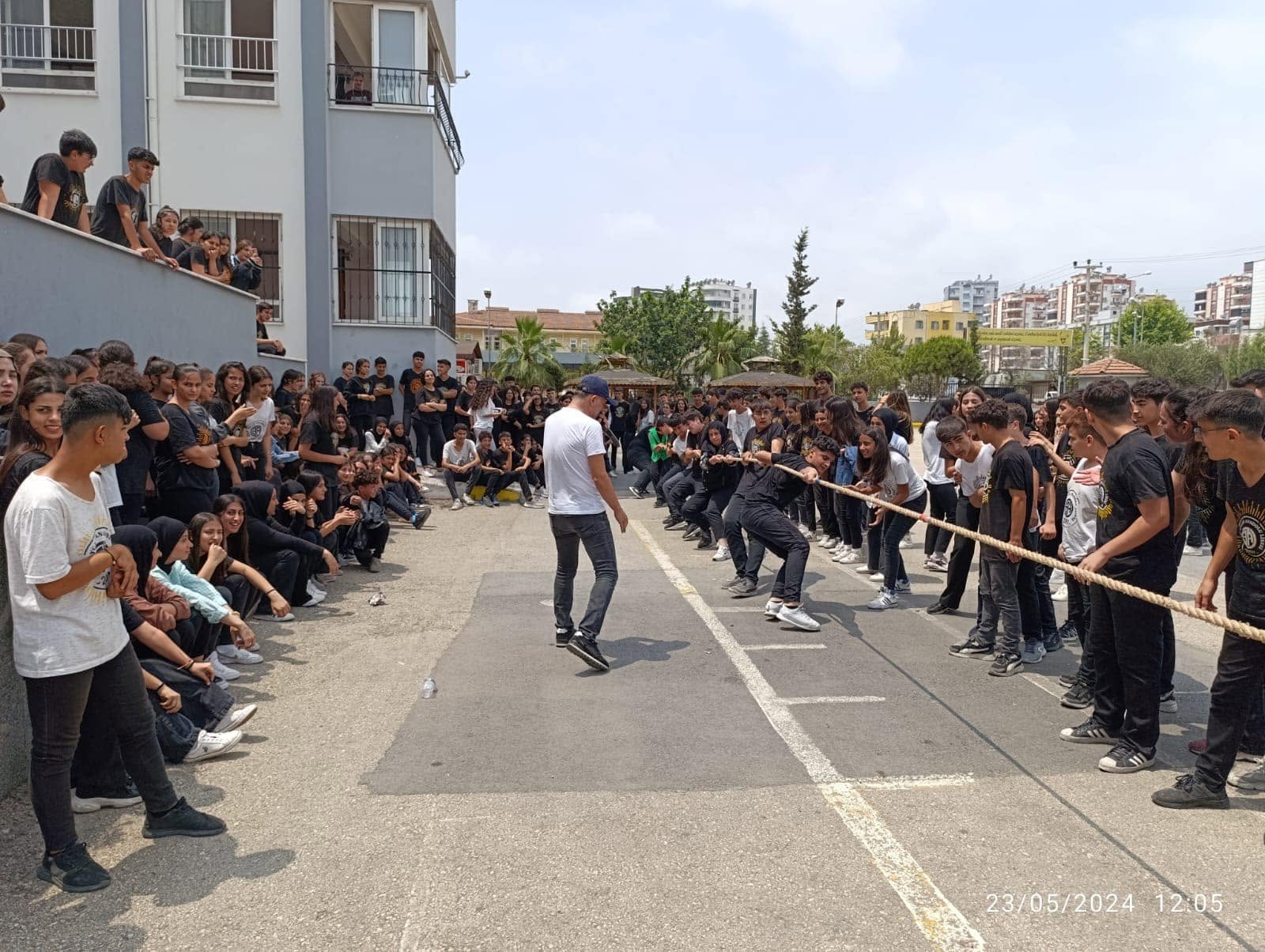 As part of the celebration week for the May 19 Atatürk Commemoration, Youth, and Sports Day, Eyüp Aygar Anatolian High School organized an Interclass Tug-of-War Championship. - 1