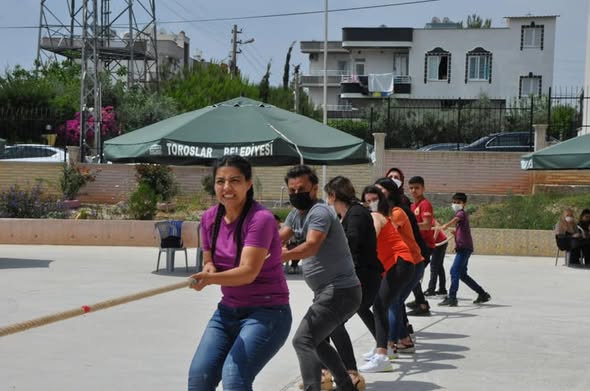 Toroslar İlçe Temsilciliği ve Toroslar HEM  Halat Çekme faaliyeti. - 2