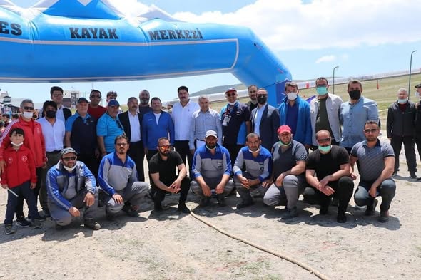 Erciyes Dağında Türkiye'nin En Başarılı Belediye başkanları ile birlikte. - 3