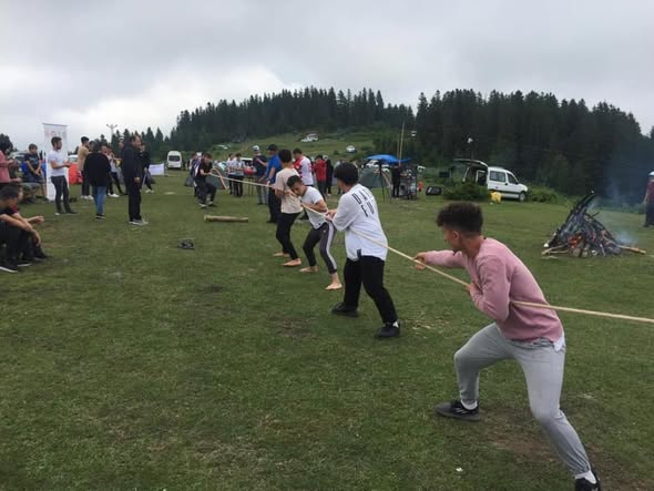 1. Giresun TÜGVA Halat Çekme Şampiyonası 8 takımın katılımıyla yapılmıştır. - 2